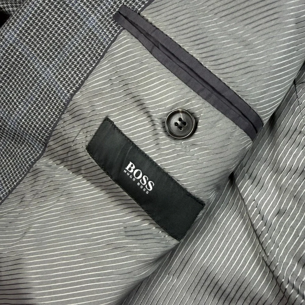 Hugo Boss Lanificio Tesse Biella James4 Men 38R Blazer Blue Grey Plaid Italian